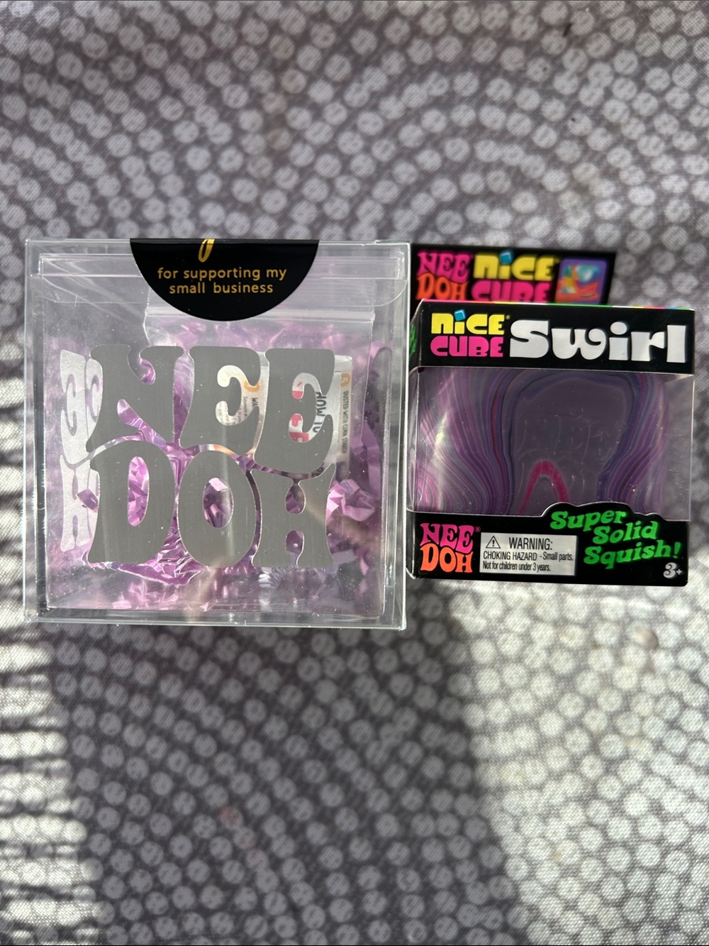 NICE CUBE Swirl Super Solid Squish in Light Purple and striped!! - NEW w/ case